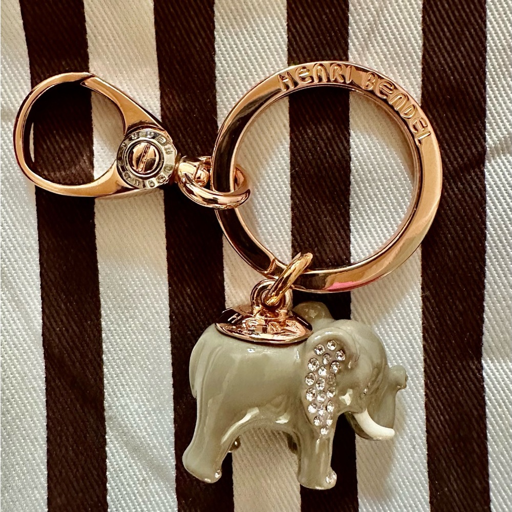 New Henri Bendel rare “Louise” elephant key charm with bag